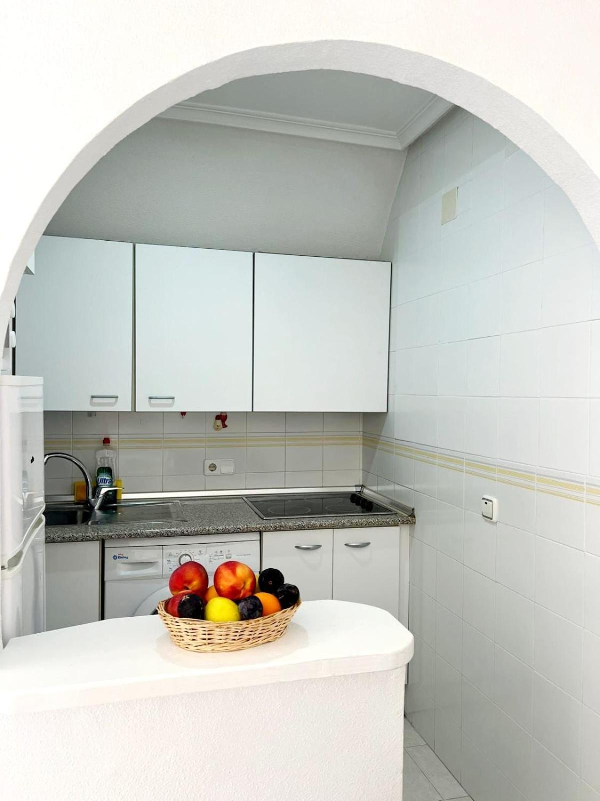 Holiday Apartment Torrevieja Exteriör bild